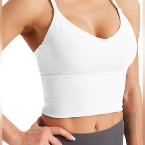 Women's sports bra size medium